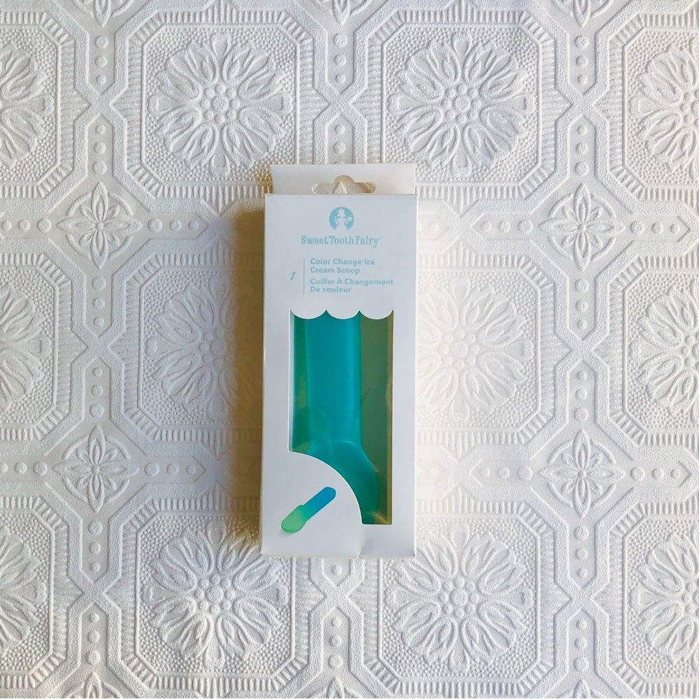 🌷 4/$20 Spring Sale! Color Change Ice Cream Scoop - Picture 3 of 7